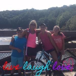 Meet your Posher, Michelle